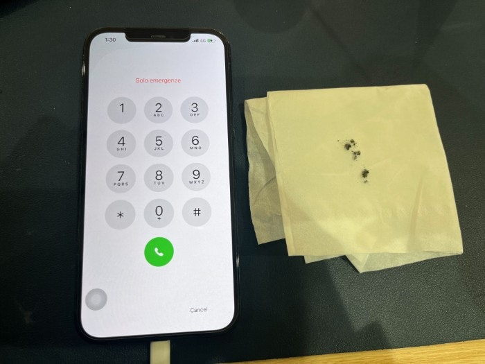 iPhone12ProMax 充電 充電口 修理 充電ささらない 充電できない