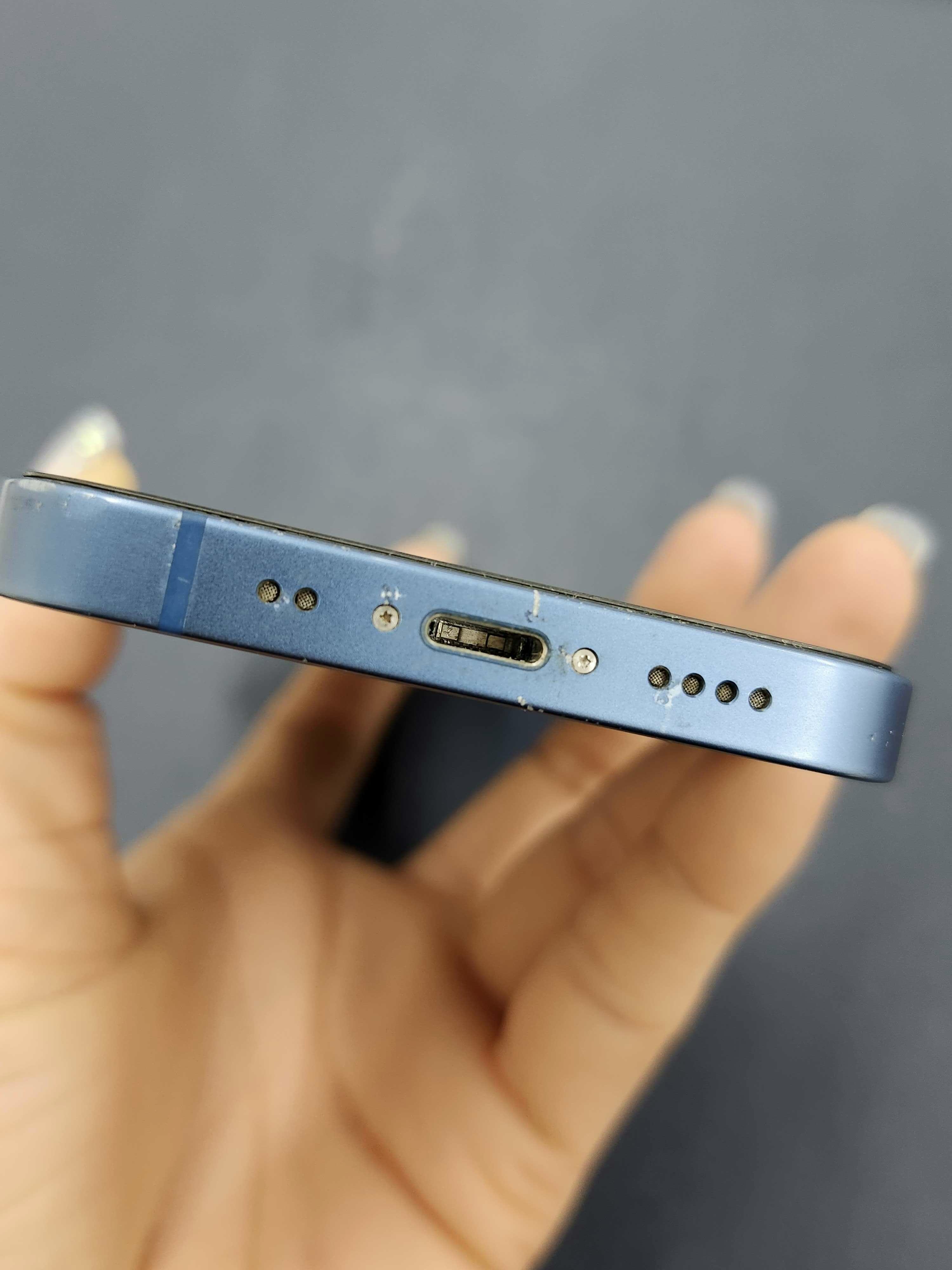 iPhone　充電口修理　豊川市　充電させない　修理　豊川　豊橋　新城　蒲郡　湖西　浜松