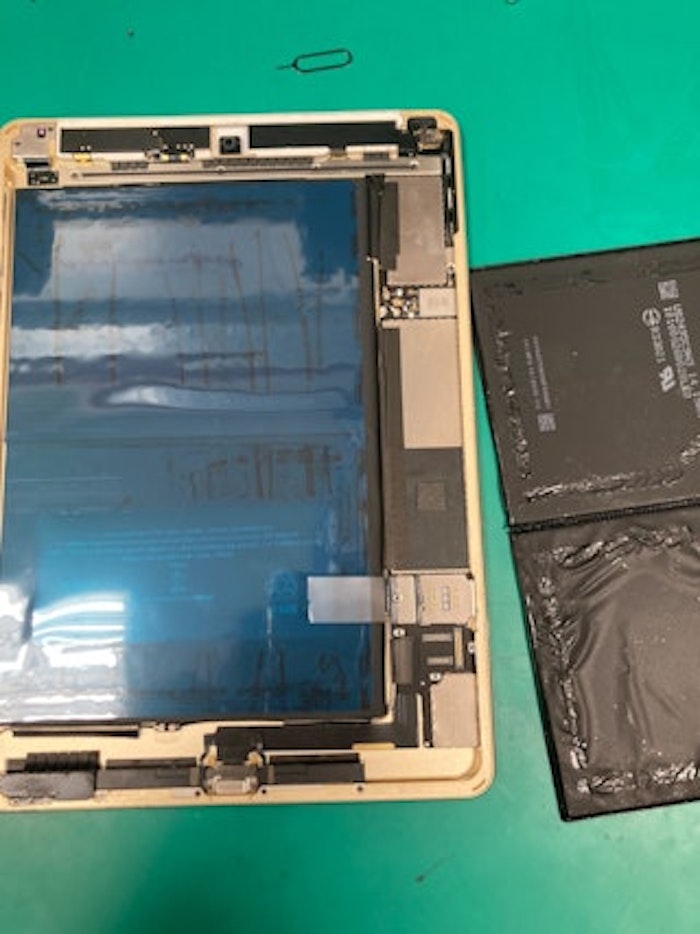 iPad Air2 バッテリー交換 電池の持ちが悪い