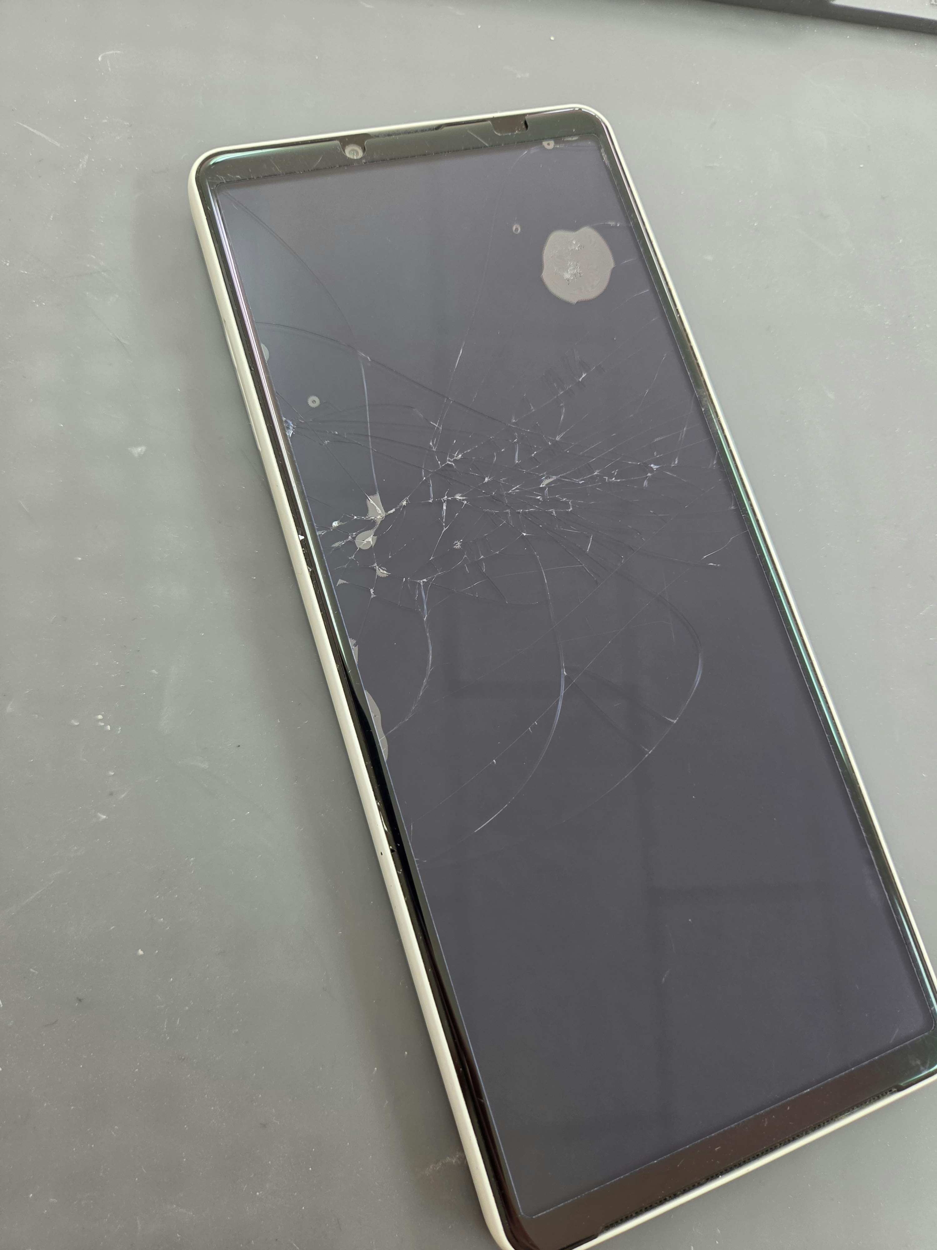 Xperia10Ⅴ　スマホ修理　豊川市　画面割れ　画面修理　修理　豊川　豊橋　新城　蒲郡　湖西　浜松