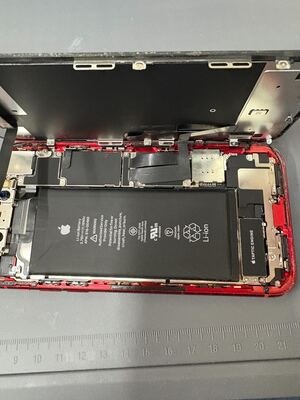 iPhone XR 充電の減り早い　バッテリー交換　105Store小牧店