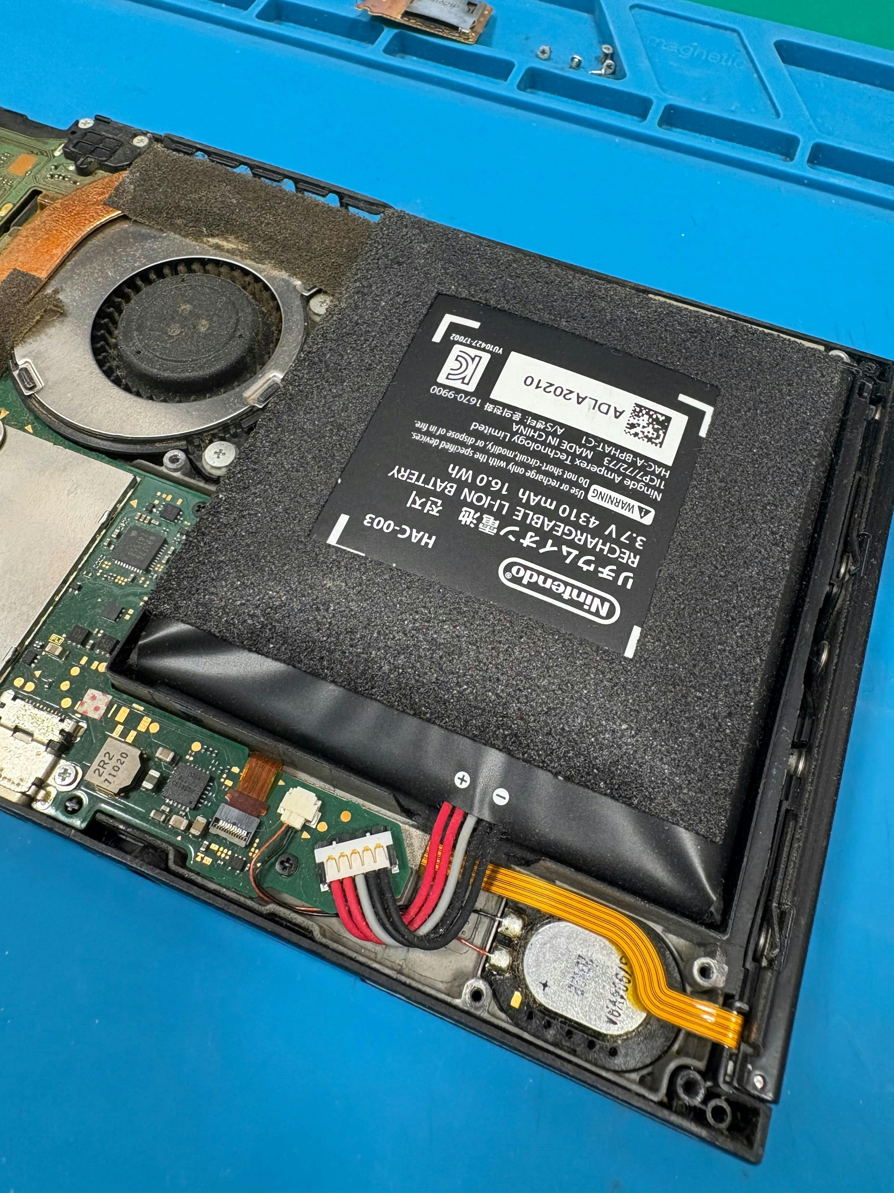 switch　バッテリー　豊橋スマホ修理