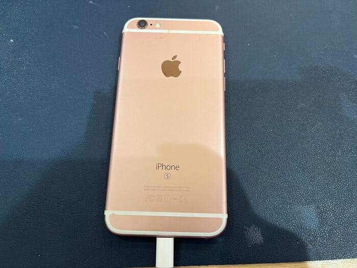 iPhone 6s 充電持ち バッテリー持ち 1日持たない 劣化 消耗 故障 壊れた 修理 交換 治す 直す 改善 方法 自分で