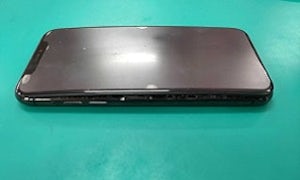 【一宮市】iPhone iphone X apple　バッテリー膨らんできた　バッテリー交換修理【テラスウォーク一宮店】