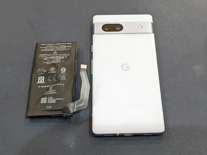 Pixel 7a バッテリー　ばってりー　充電減り早い　経年劣化　交換　