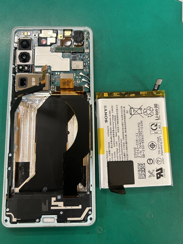 アンドロイド　スマホ修理　Android Xperia1Ⅳ　電池交換　春日井市・高蔵寺・瀬戸市・尾張旭市・多治見市・長久手市・守山区その他名古屋