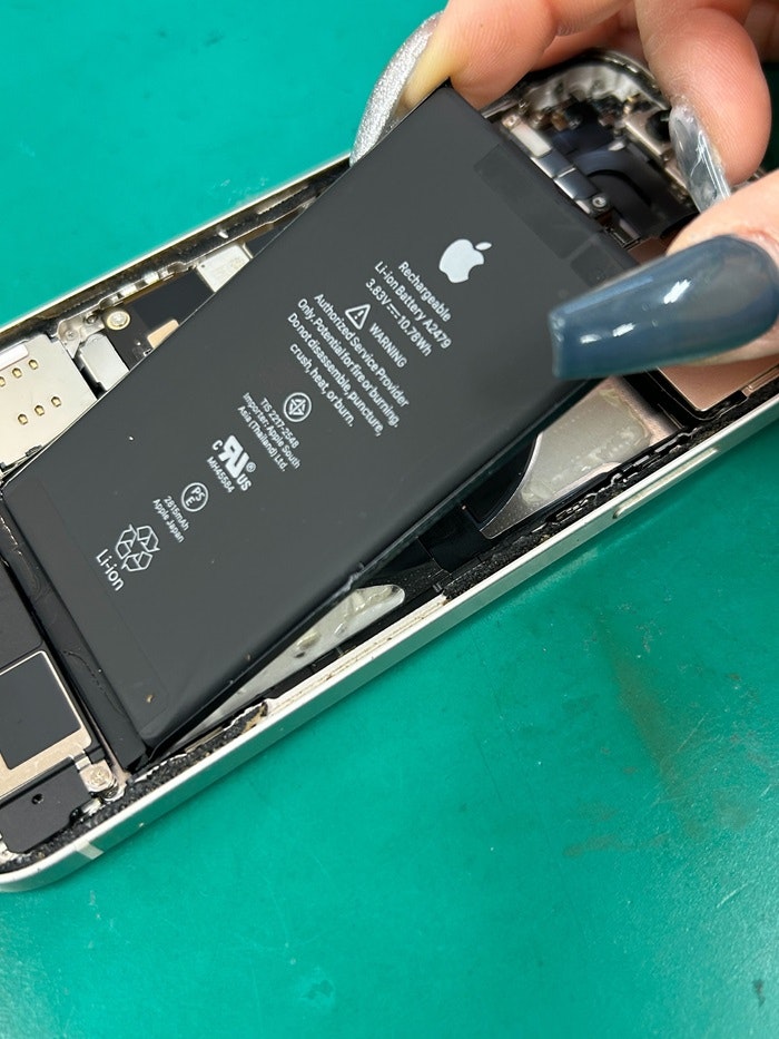 iPhone　電池交換