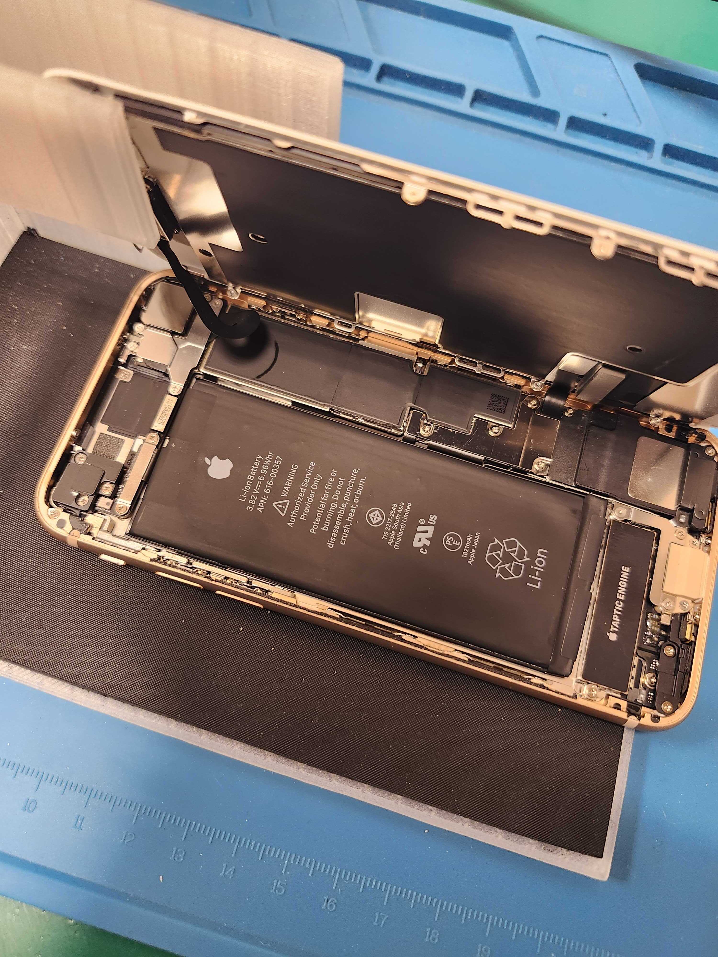 iPhone8 バッテリー状態85% iPhoneのバッテリーの状態が90%以下は交換の目安時期？ | 【スマホ修理