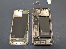 【即日60分で修理！】豊川市でiPhone13miniの画面交換🌟【液晶に線】