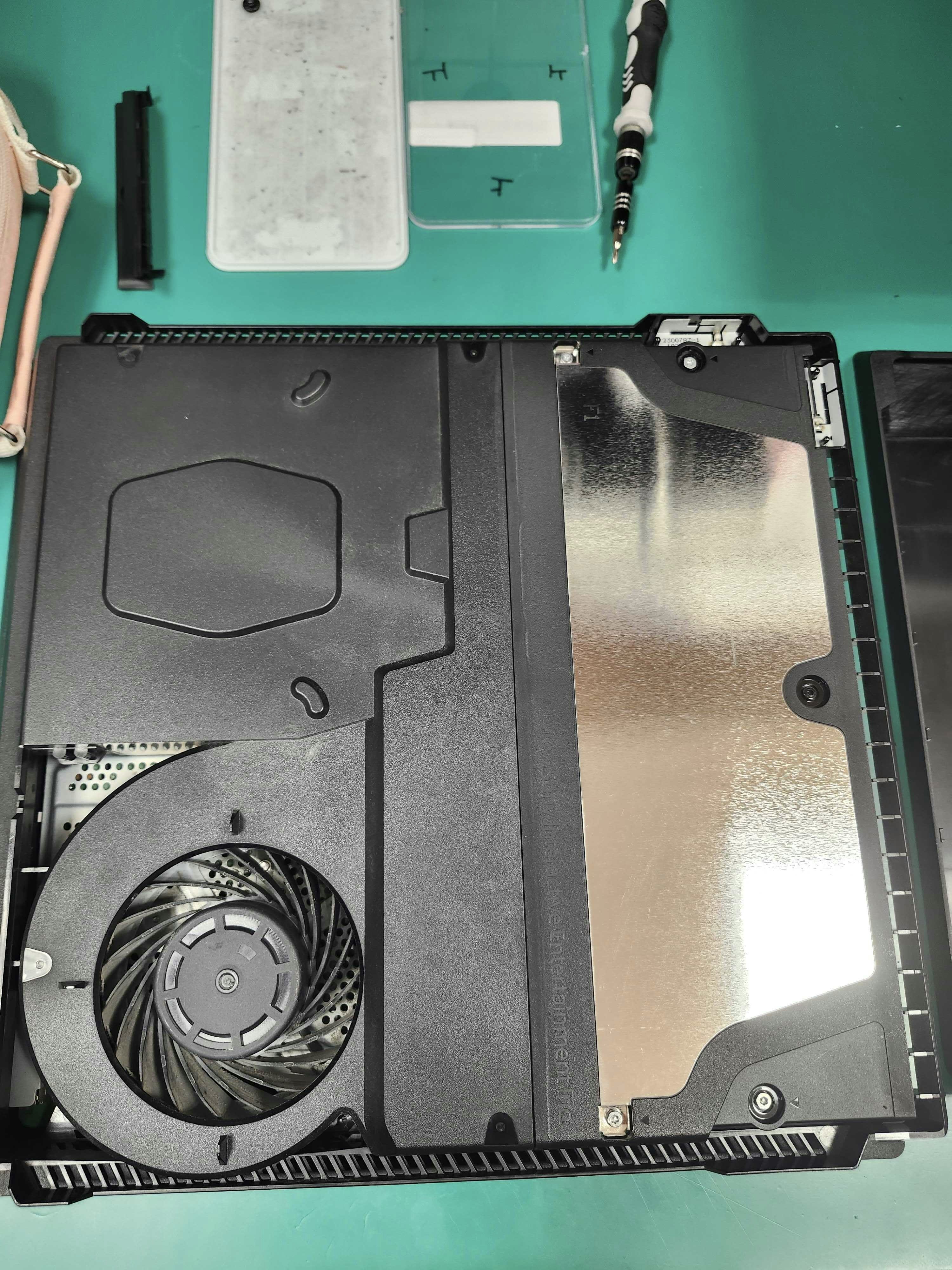 PS4　PlayStation4　PlayStation　修理　グリス　発熱　異音　豊川市　豊橋市　新城市　蒲郡市　岡崎市　湖西市　浜松市