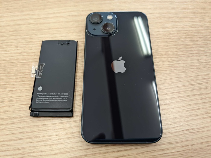 iphone13mini 512gb 7/21正規店でのバッテリー交換済 iphone13mini 512gb 7/21正規店でのバッテリー交換済 iphone13mini