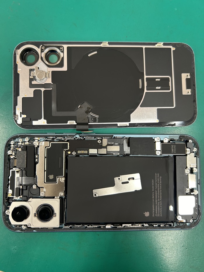 iPhone16 カメラの修理 【イオン春日井店】