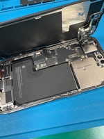 iPhone14Pro アウトカメラ真っ暗📸 アウトカメラ交換【イオン豊橋南】