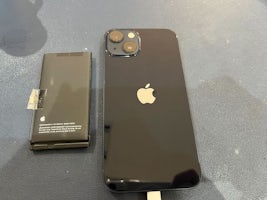 【即日90分で修理！】豊川市でiPhone13のバッテリー交換🌟【バッテリー膨張】
