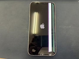 【即日60分で修理！】豊川市でiPhone12ProMaxの画面交換🌟【液晶に線が入った】