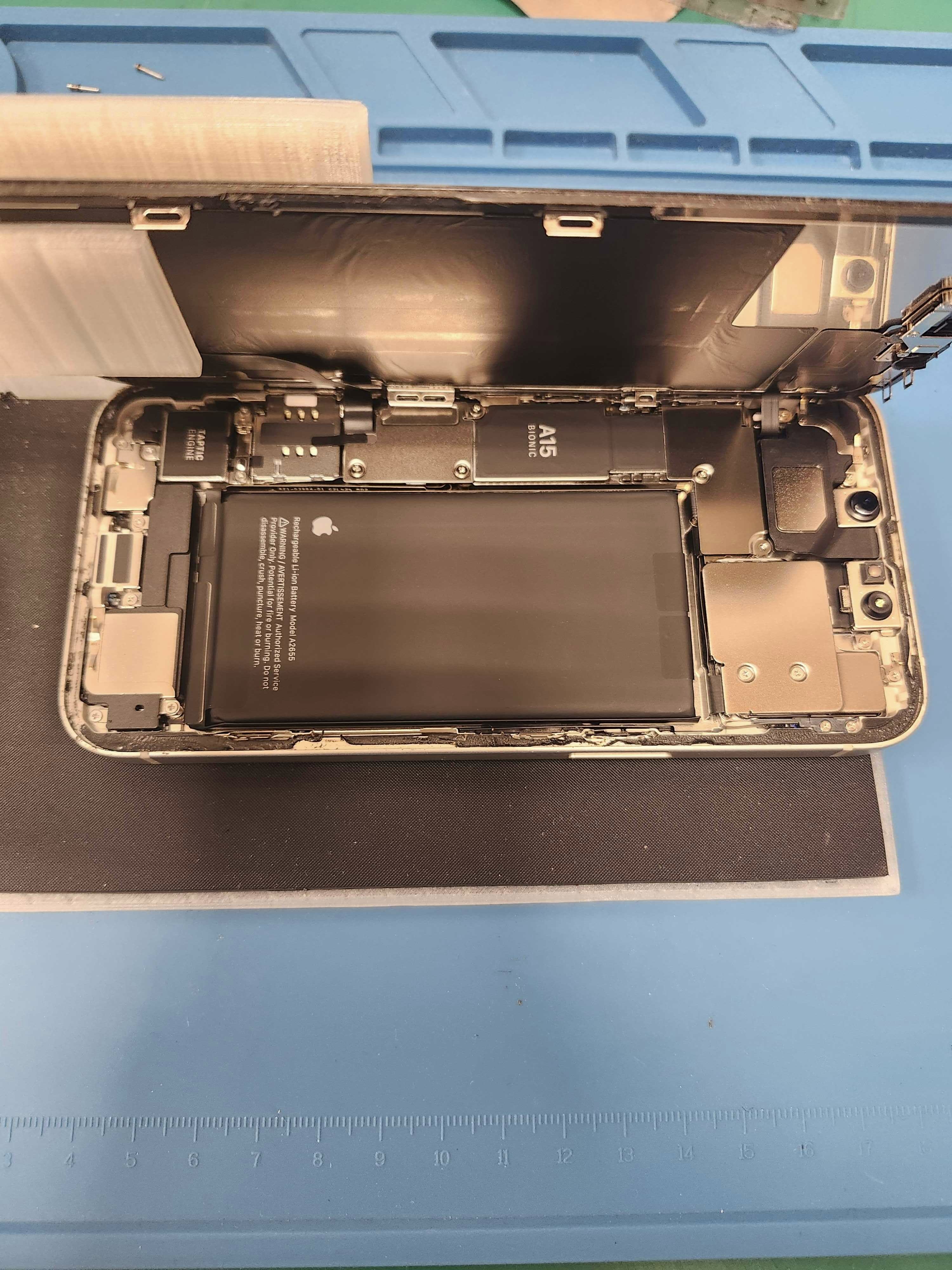 iPhone13　バッテリー交換　電池交換　iphone　修理　即日　豊川　新城　豊橋