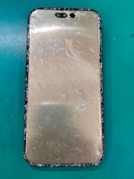 【一宮市】iPhone 15が車にひかれて画面ガラスほぼ消失…重度破損も60分で復旧！【まちスマ一宮店】