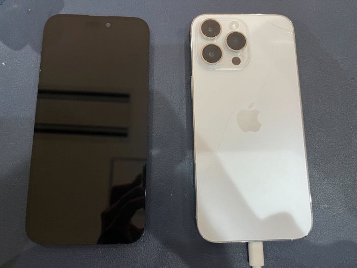 iPhone 14Pro 画面交換 【岡崎】