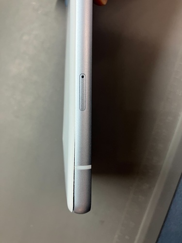 Pixel 7a バッテリー膨張】背面が浮く・画面が押し上がる症状も