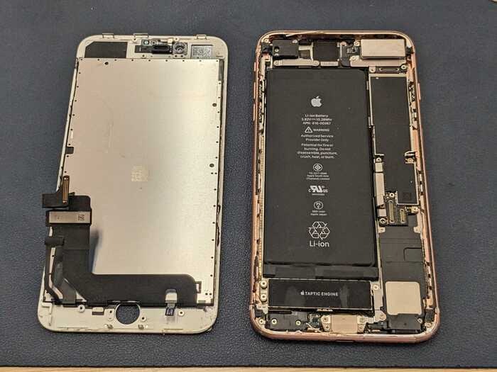 あいふぉん　アイフォン　iPhone 8 Plus 表示不良　画面動かない　タッチきかない　ゴーストタッチ　ひび割れ　落下　画面真っ暗　音だけする　画面修理