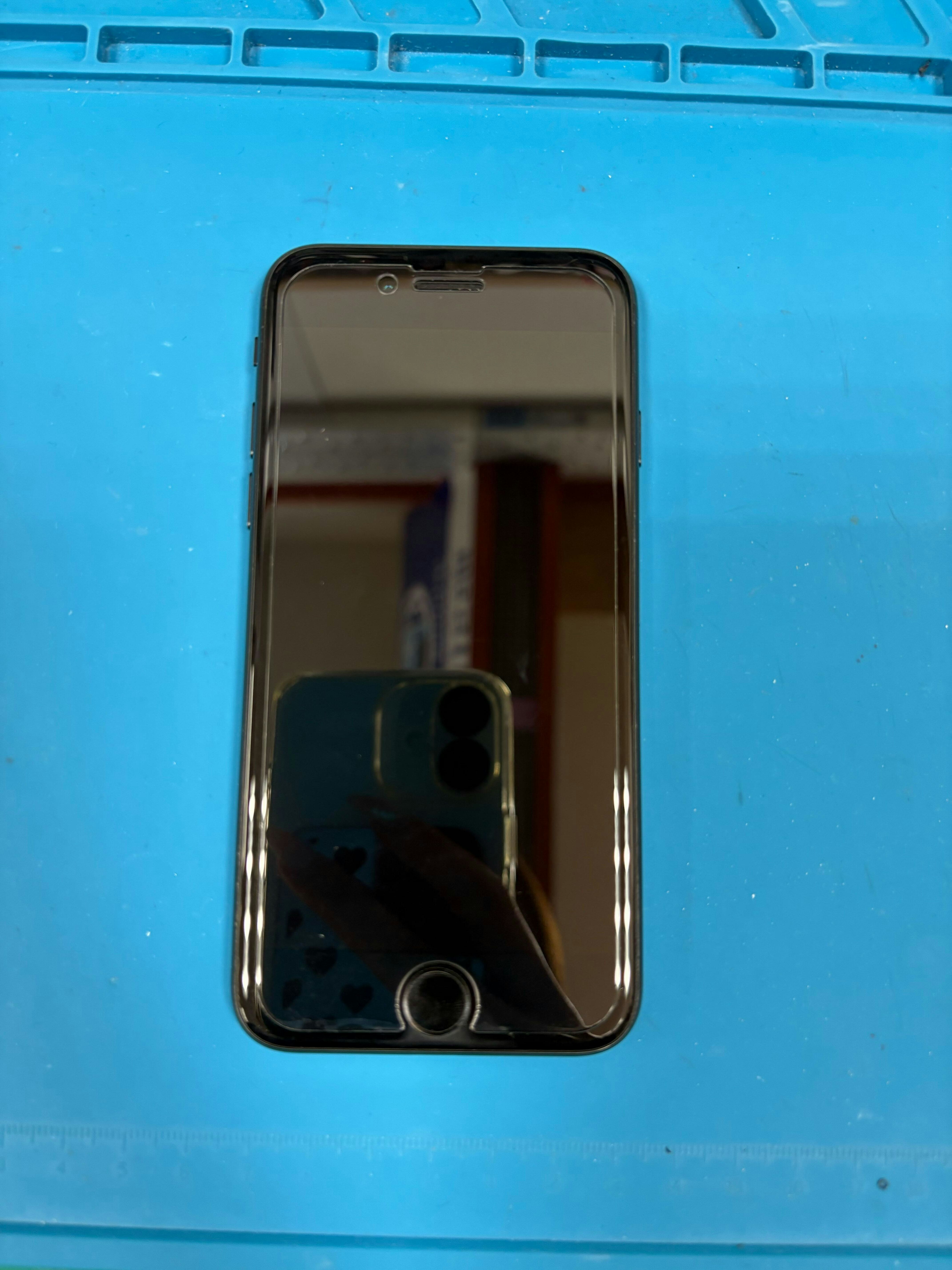 iPhoneSE2　バッテリー交換　スマホ修理