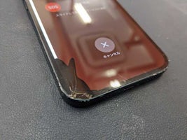 iPhone13 画面割れ タッチができない　【岡崎】