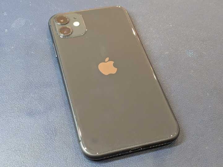 iphone11　豊川市　iPhone　修理　iPhone修理　スマホ修理　充電口修理　ドック修理　豊川　豊橋　新城　蒲郡　湖西　浜松