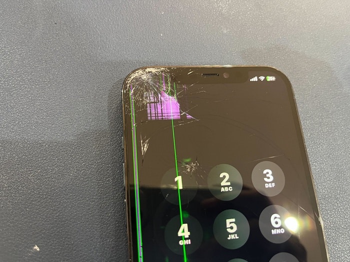 iPhone アイフォン アイフォーン 画面割れ 画面故障 ガラス割れ ガラス故障 壊した 壊れた 破損 故障 修理 直す 治す 交換 メーカー修理 Apple Care  保証 保険 純正 社外 