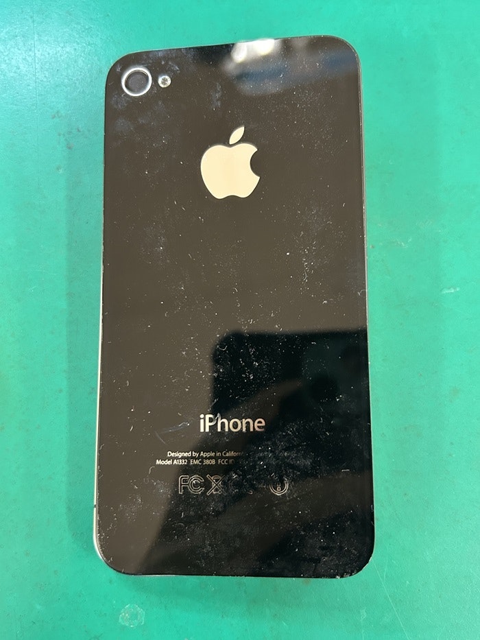 iPhone4　バッテリーの膨張　春日井市・高蔵寺・瀬戸市・尾張旭市・多治見市・長久手市・守山区その他名古屋
