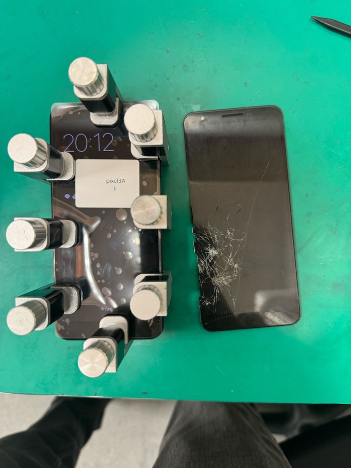 GooglePixel3a　画面交換　画面割れ