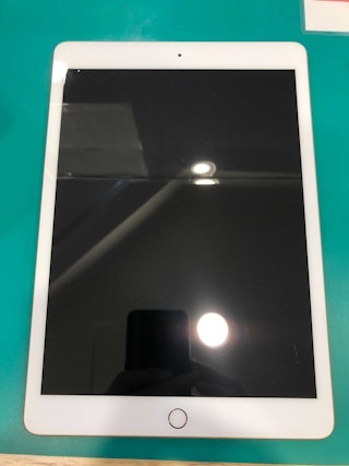 新しいガラスパネル　交換