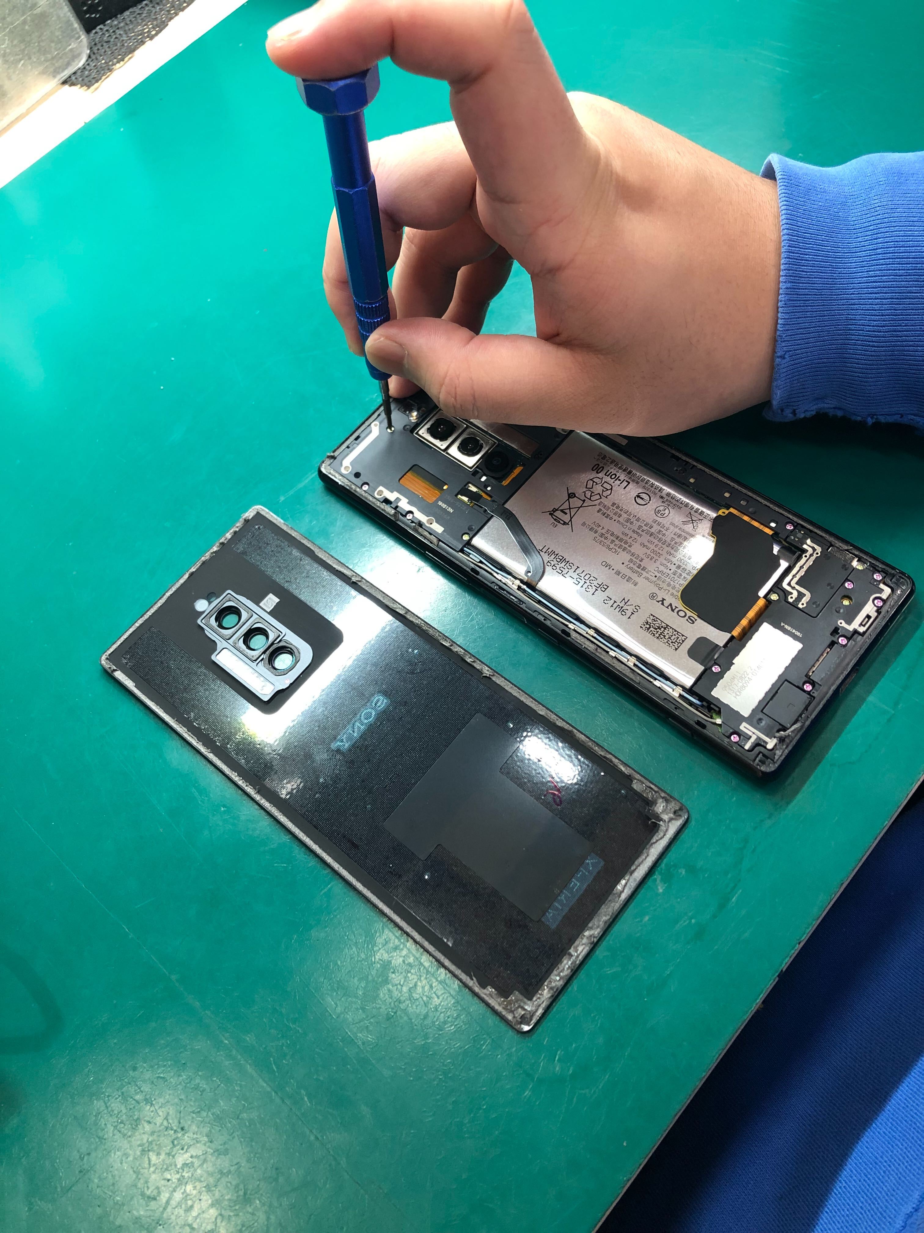 Android修理】Pixel 3 バッテリー交換