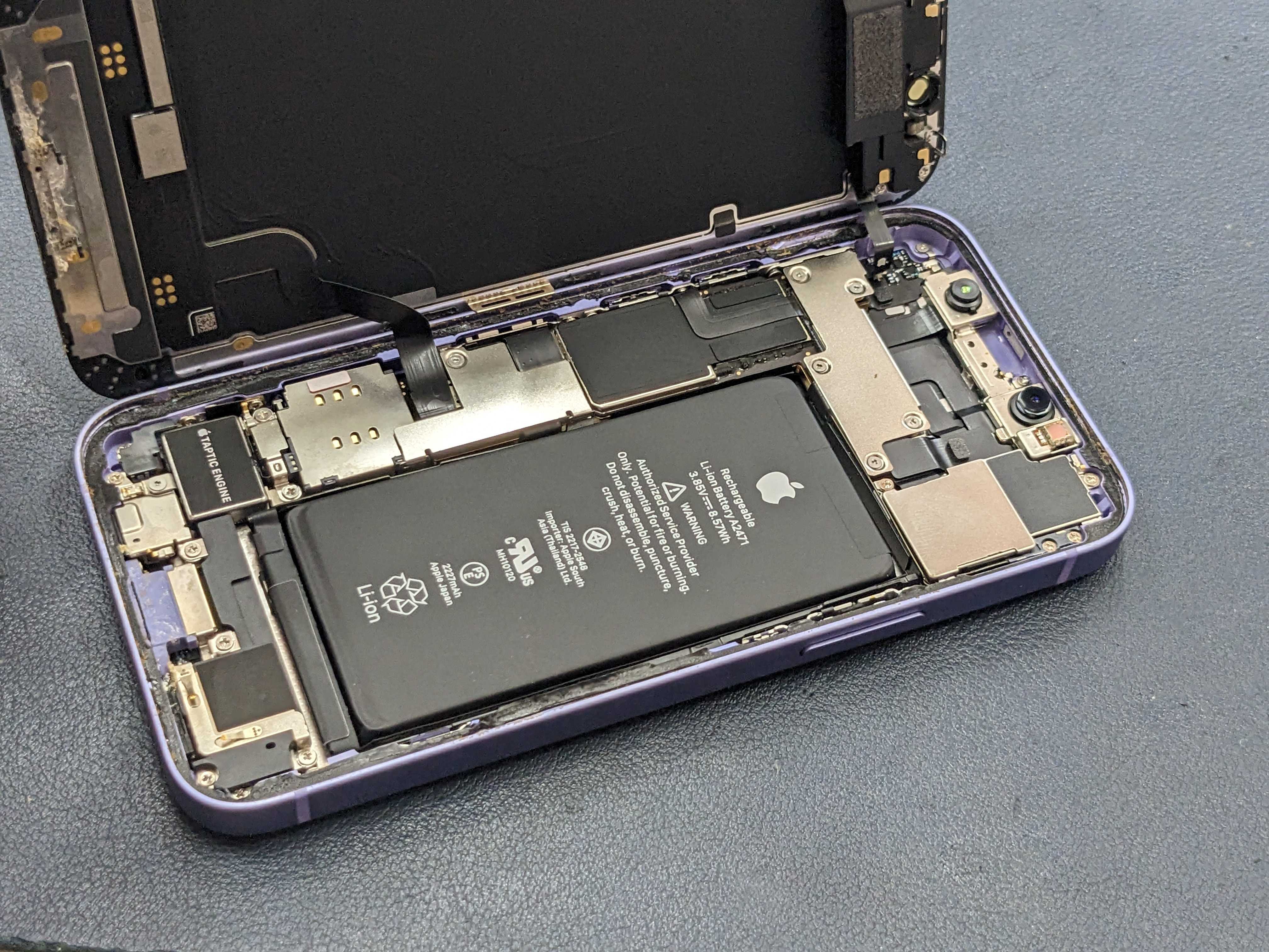 iPhone 12 画面交換 【岡崎】