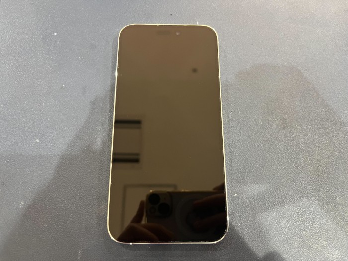 iPhone 14Pro 画面交換 【岡崎】