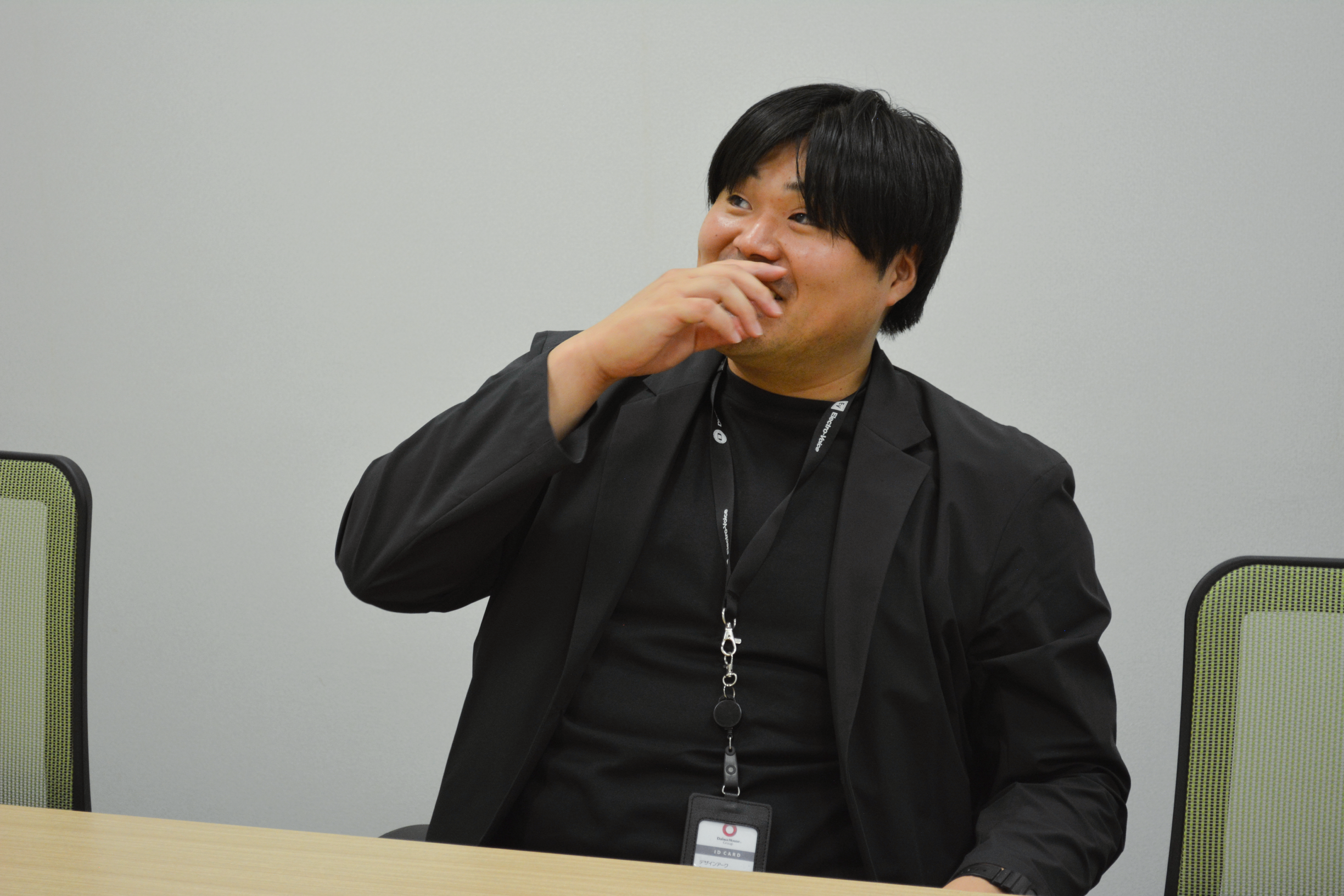 永野様がインタビューでお話をしている画像