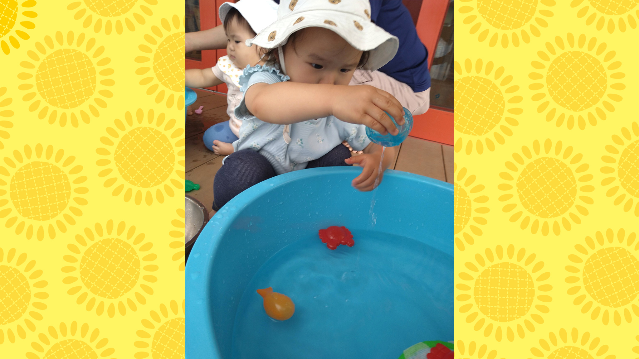 水遊びで育つ「すくう・運ぶ・注ぐ」力