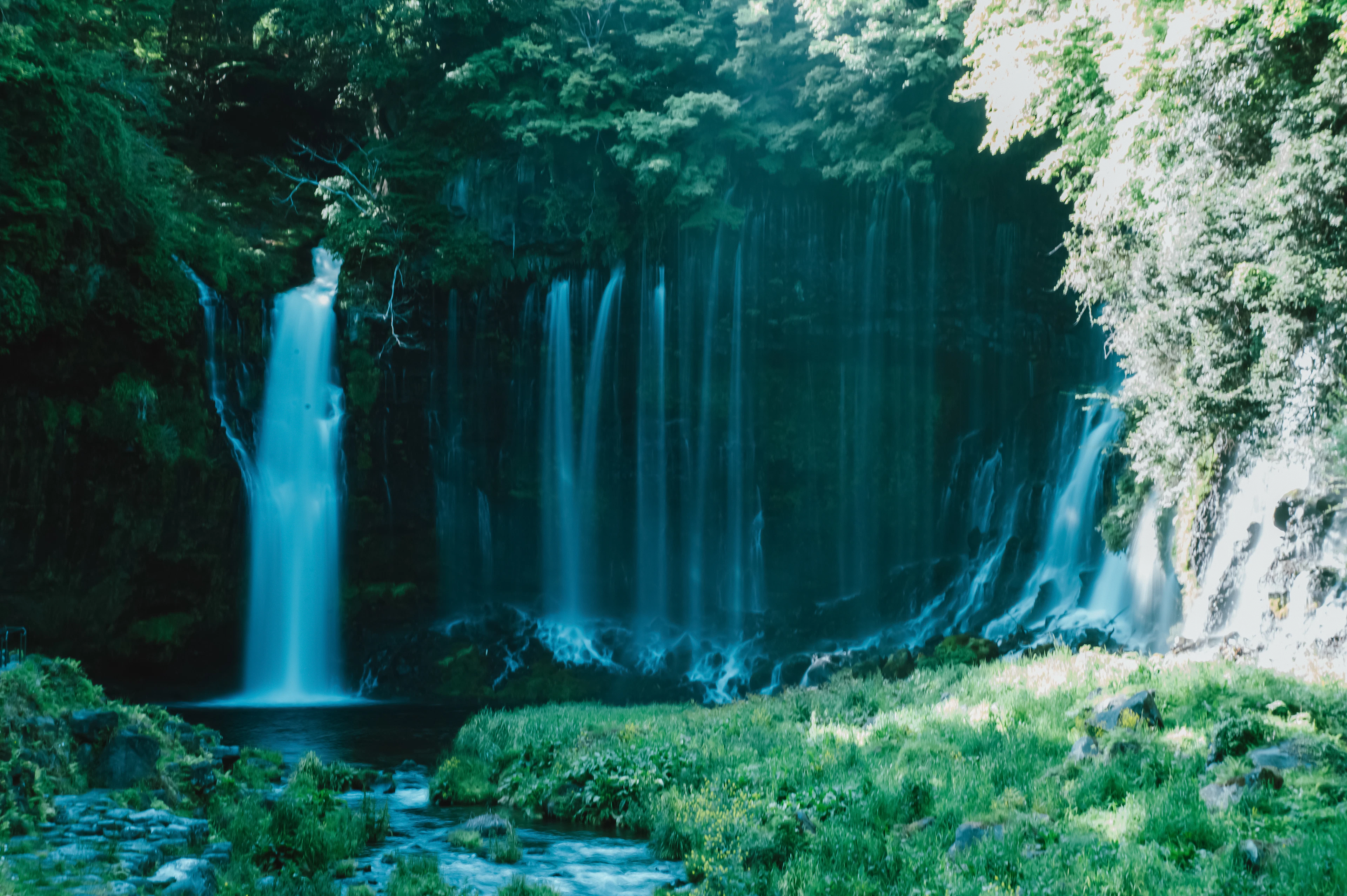 A Visit to a World Heritage Waterfall: Facing the Snowmelt from Mount Fuji — Shiraito Falls - 3