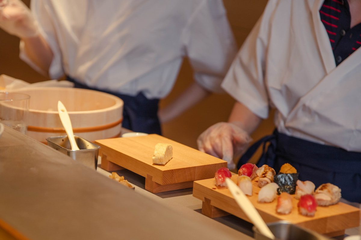 Sushi Making in Tokyo at a Michelin-Listed Restaurant gallery 3