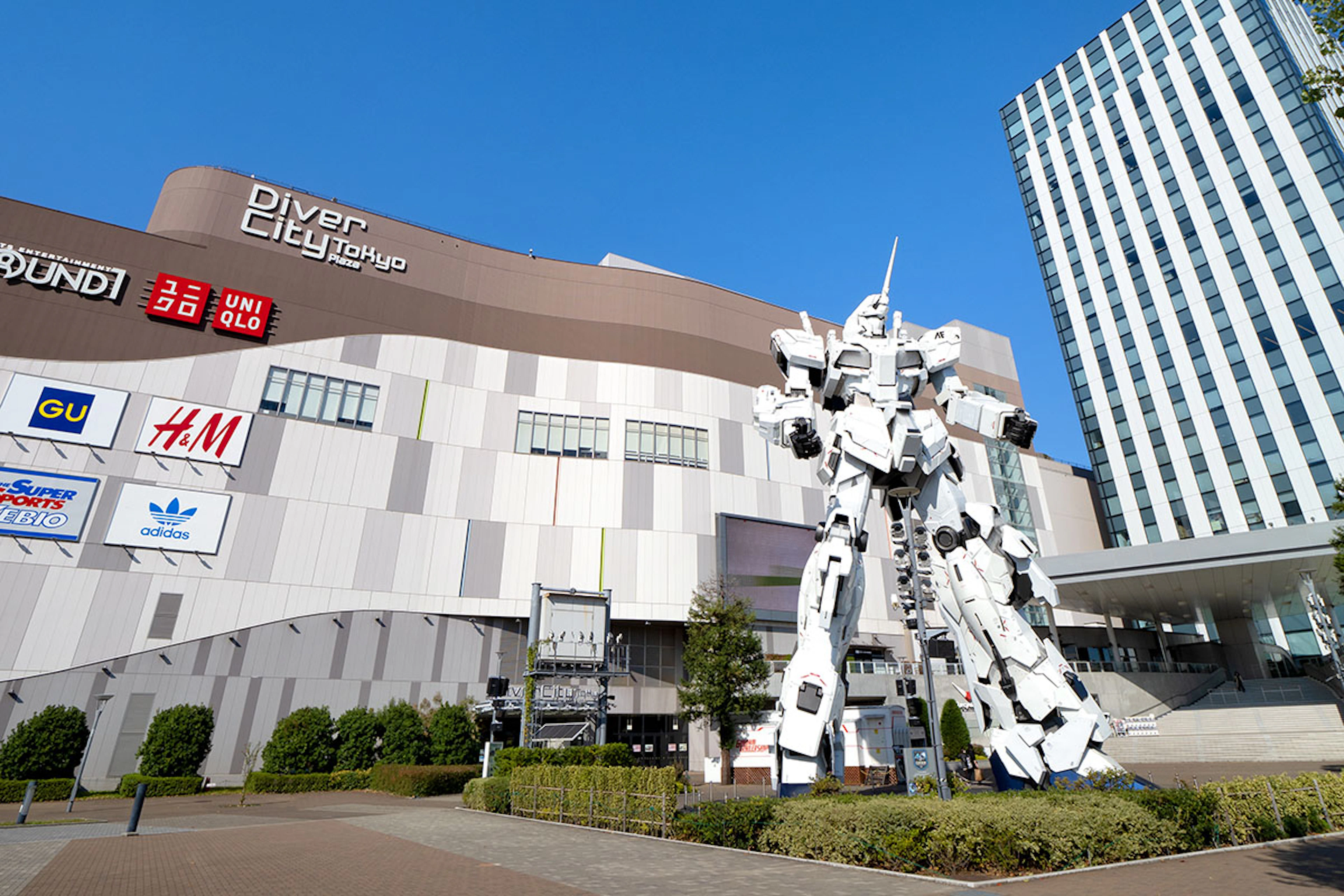 Tokyo Pop Culture & City Icons