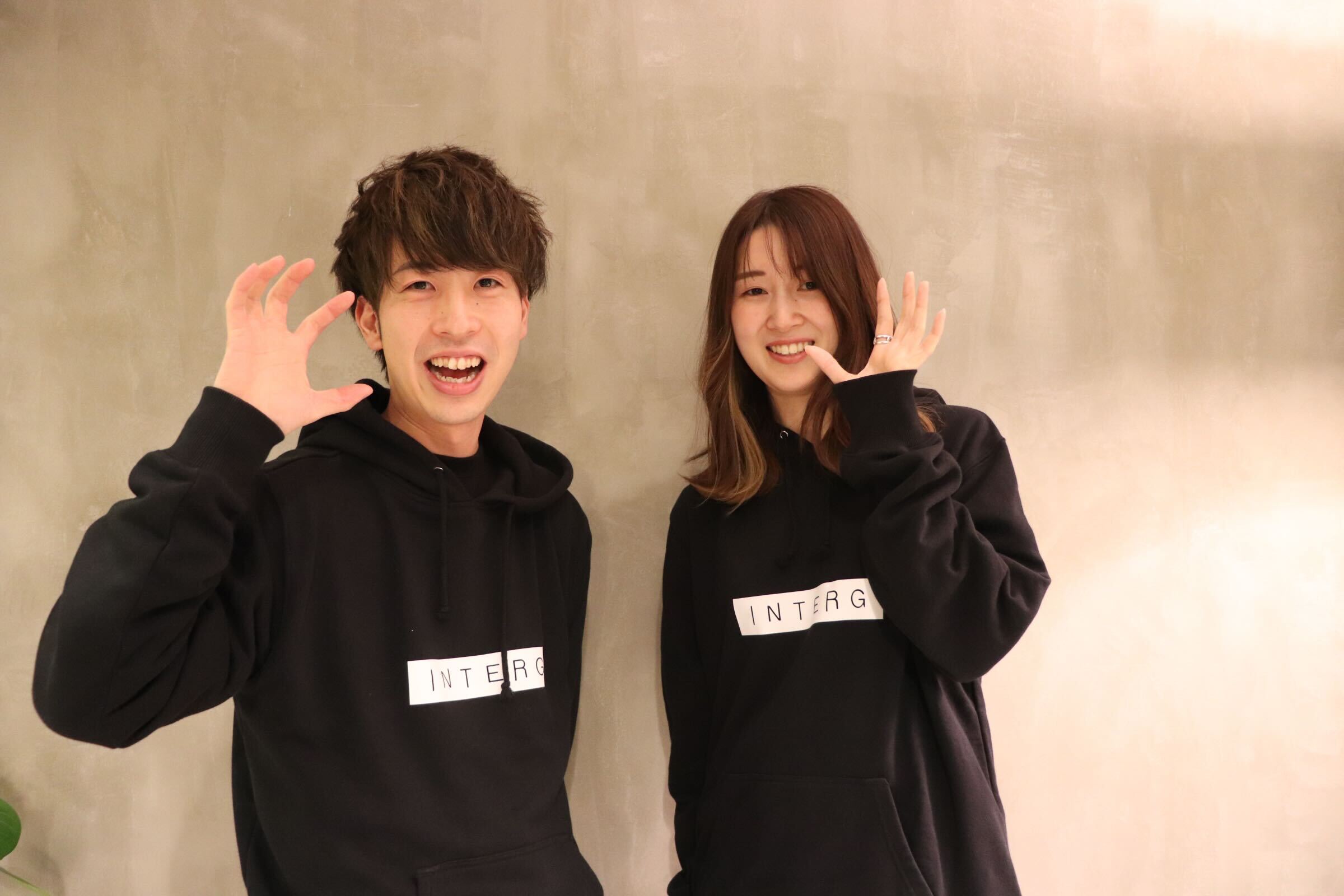 広報立ち上げ当初の大川さん（写真左）と三島さん（写真右）