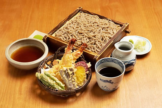 「手打ち蕎麦 欅」の特上天せいろの写真