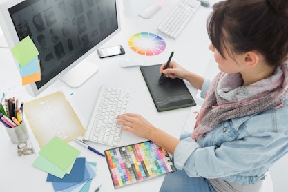 ロゴに著作権は発生する？商標登録するべき？作成依頼時の注意点とは