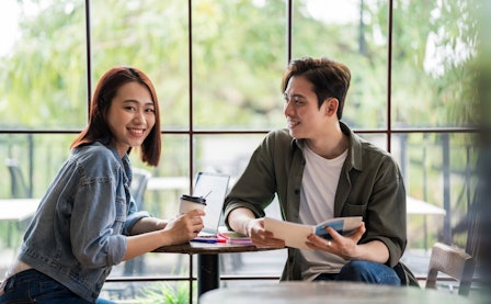 婚外恋愛とは｜不倫との違いは？リスクやトラブルの解決方法について解説
