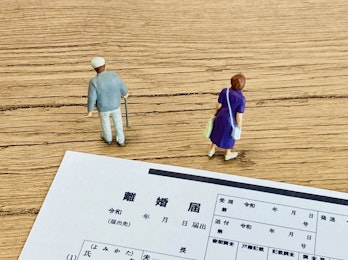 損しない離婚協議の進め方｜決めるべき6つの条件と揉めた時の対処法
