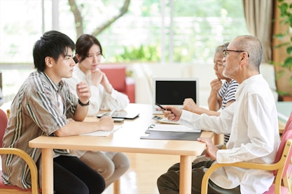 遺産分割協議の進め方｜よくあるトラブル事例と要注意ポイントを解説