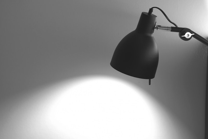 任意同行は拒否できる？逮捕との違いや、取り調べのポイントについて解説