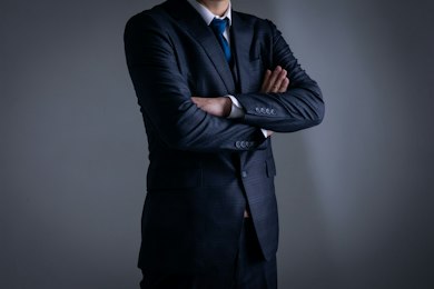 取締役の解任の法的手続き｜決議要件や損害賠償リスク、注意点を解説