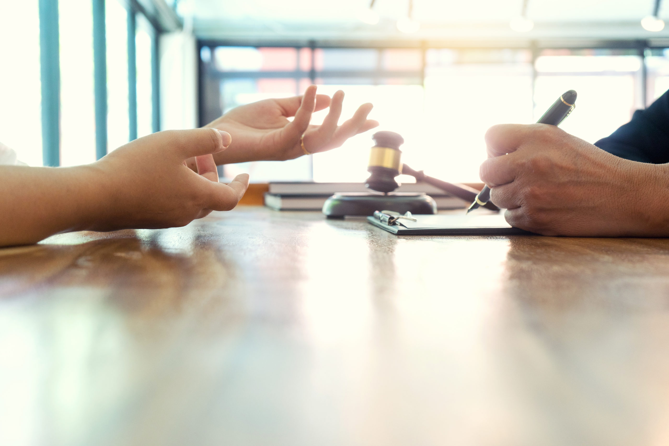 民事保全手続とその例