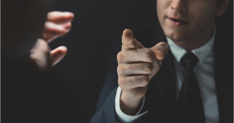 不倫　ゆすり　先生