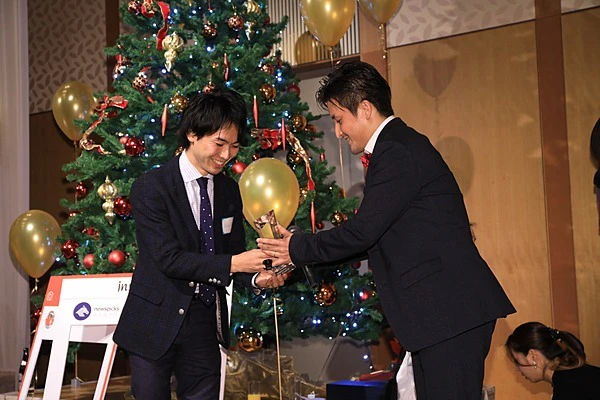 2016年Year End PartyでMVPを受賞